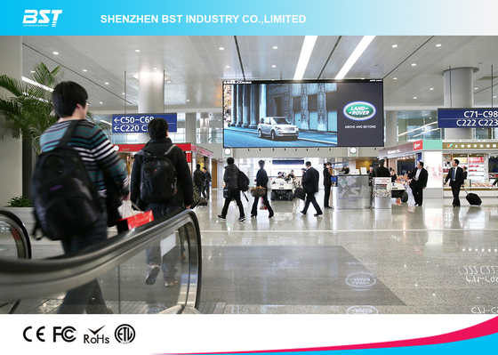Aleación de aluminio/pantalla publicitaria interior de acero del gigante P4 SMD2121 LED para el aeropuerto