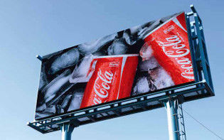 Paneles LED de publicidad fija para exteriores de alto brillo OC Series P3-P16mm 5500 nits - Optimizados para condiciones de luz solar intensa