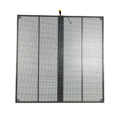 P3.9-7.8 Pantalla LED exterior transparente con un alto brillo de 5500 nits y una frecuencia de actualización de 3840 Hz