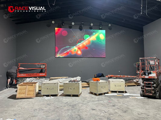Alta tasa de actualización 7680Hz Indoor P2.5mm Display LED fijo ?? 640×480mm Panel de montaje en pared