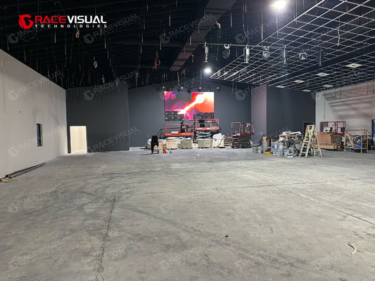 Alta tasa de actualización 7680Hz Indoor P2.5mm Display LED fijo ?? 640×480mm Panel de montaje en pared