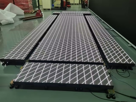 Capacidad de las baldosas de suelo LED de la serie DF Imersiva pantalla 2.5mm-4.8mm Pitch de píxeles 3840Hz Tasa de actualización 44kg/m2 Perfecto para interiores